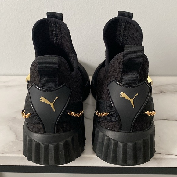 Puma Black shoes w/gold hardware. Women’s Defy Mid-Top training shoe. - Picture 6 of 12